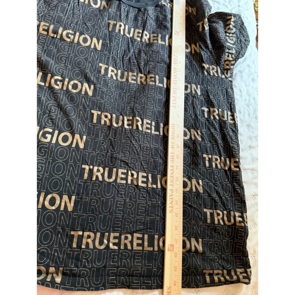 True Religion Shirt Mens 3XL Black Gold Logo All Over Text Pullover